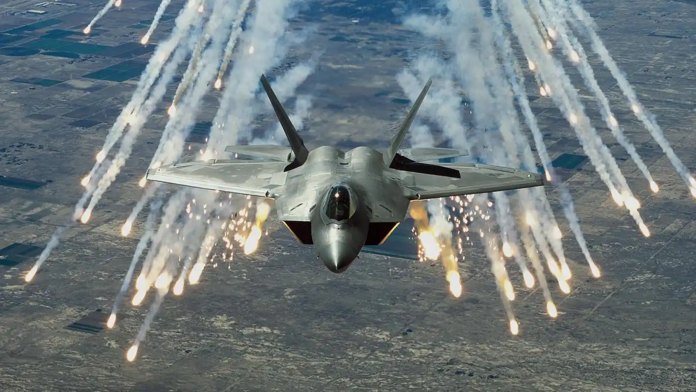 美出口了那么多先进武器,就没想过被人仿制吗?专家:你拆试试看