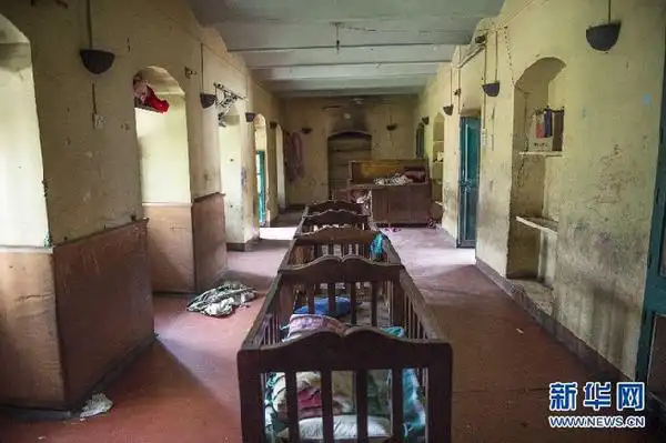 探访震后尼泊尔孤儿院