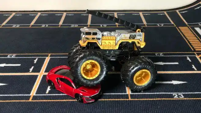 风火轮 hotwheels 狂野大脚车 云梯消防车-母婴亲子视频-搜狐视频