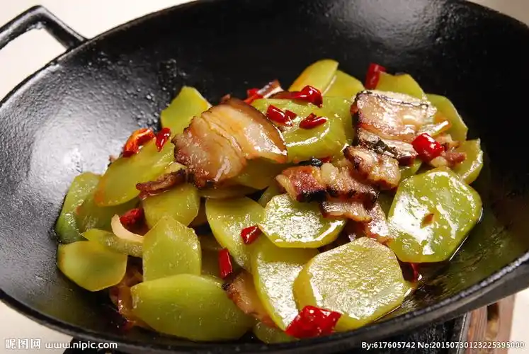 干戈莴笋腊肉图片