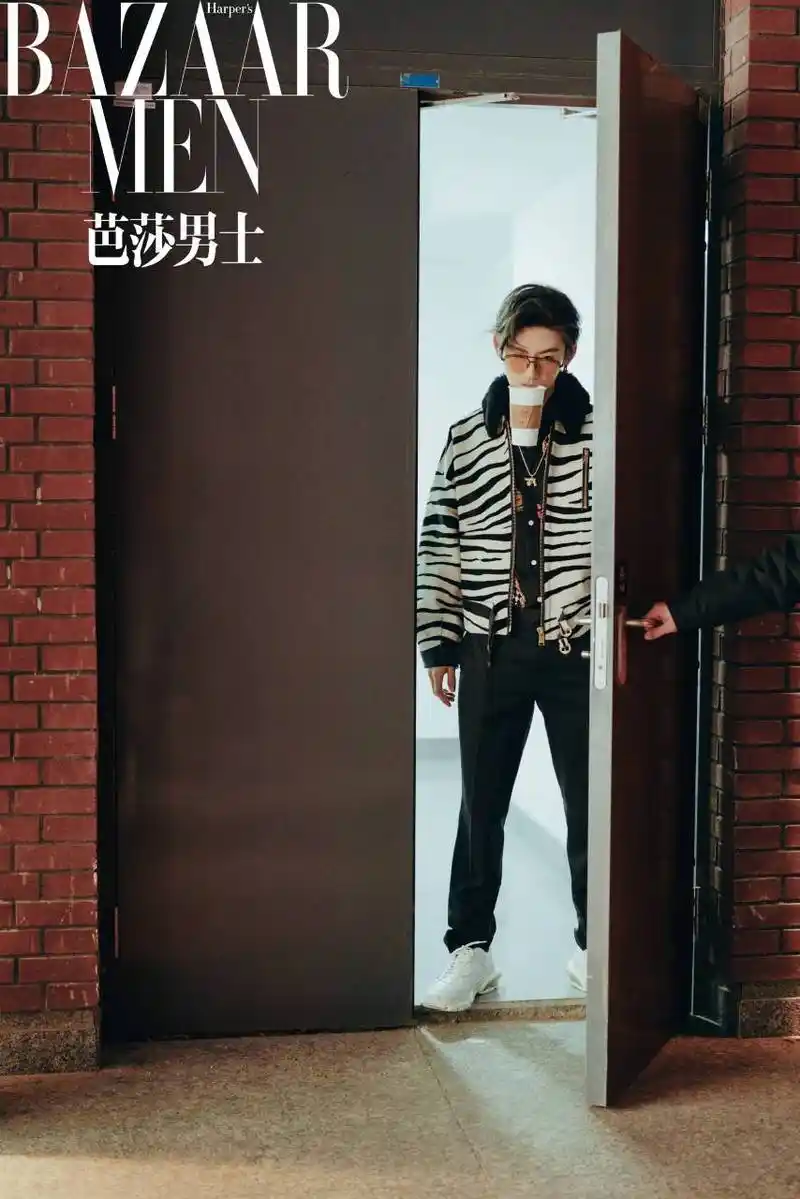 小鬼王琳凯青春的花路