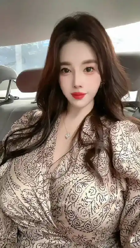 猪小七呀的微博视频