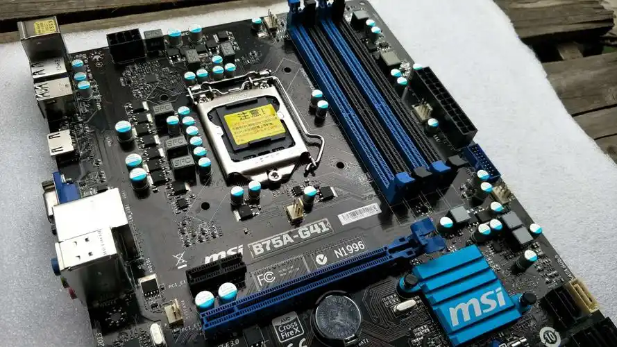 msi/微星 b75ma-e33 1155全集成主板 sata3 usb3 e31 e35 b75