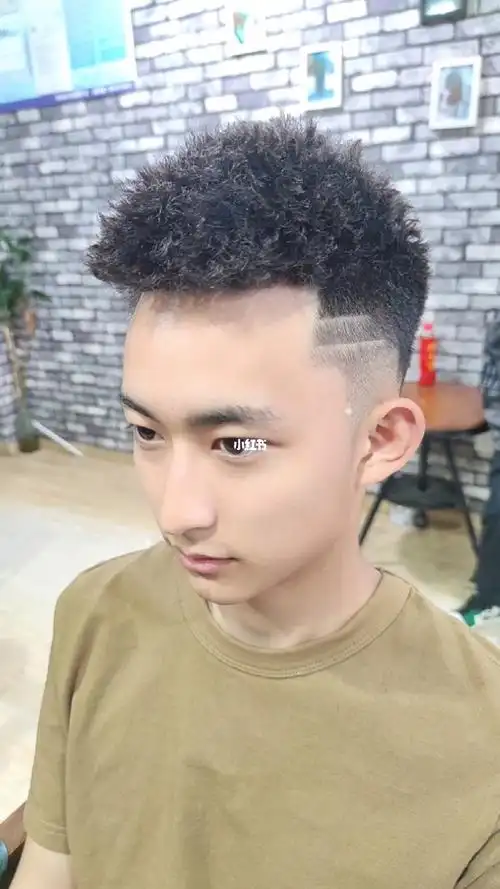 锡纸烫  #男士烫发  #男士发型