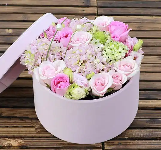 送花福州花店同城鲜花速递圆形礼盒绣球生日约会鲜花速递同城