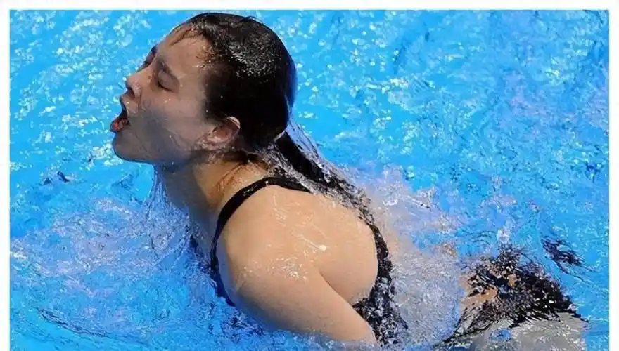 女运动员的心酸史:"刮毛""扯泳衣"还有更尴尬 害羞到难以启齿_女性