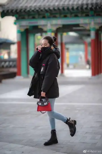 威海街拍超话 相比市里 这里更有大城市的感觉 威海超话 绿洲超话