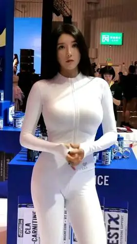 秋季美少女#健身达人刘太阳教练身材真棒,真的好美.-全民小视频