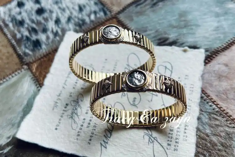 宝格丽雅典娜银币手镯