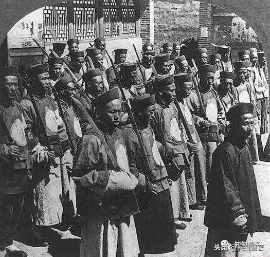 1900年清朝政府军机大臣奕昕警务学堂.