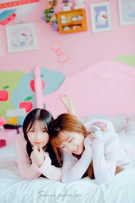 两个小可爱-唯美女生