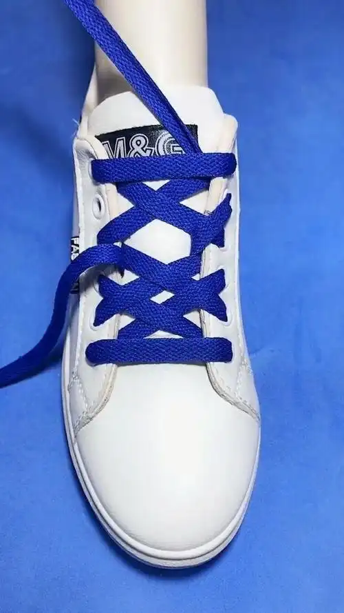 不一样的花样鞋带系法,看起来真是太漂亮了!