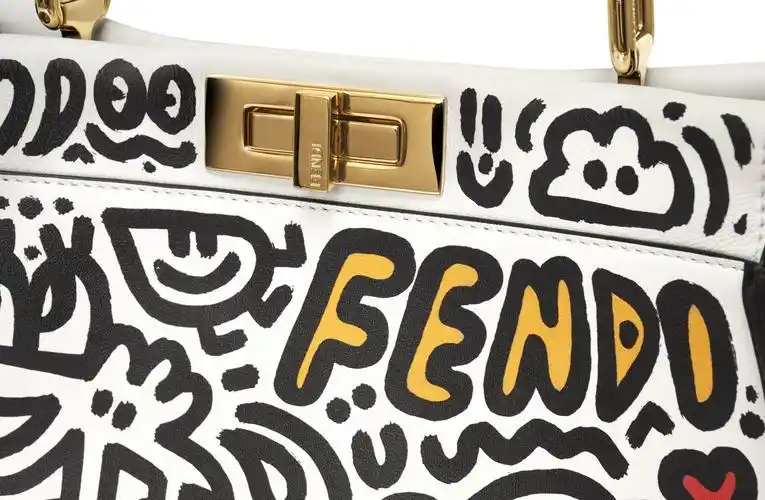 fendi 七夕限定款 peekaboo 手袋