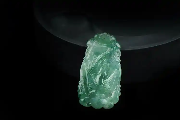 它们分别有什么寓意呢?翡翠项链吊坠都有什么图案?  第6张