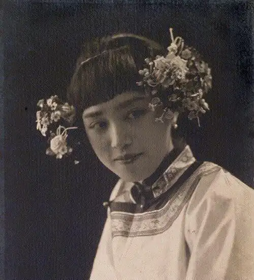 清朝女子都很丑错了丑的只有皇室妃子清朝老照片说明一切