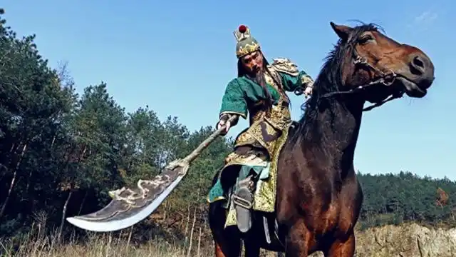 关羽的武器真是青龙偃月刀吗答案会让所有人失望