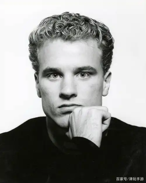 橙色军团荷兰队,是世界足坛史上不得不提的一支队伍.