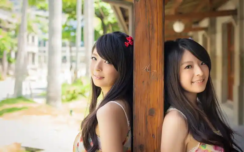 可爱美女,双胞胎,气质,可爱,电脑壁纸,壁纸双胞胎姐妹花