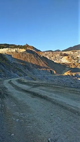 关于矿山的照片