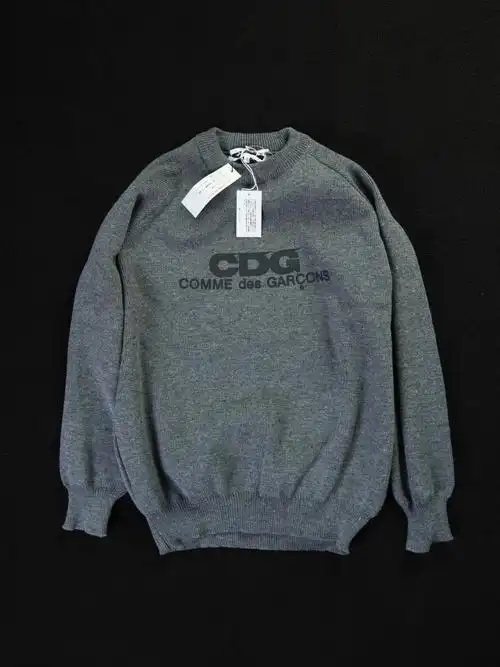 极简的设计logo自带美感comme des gar04ons