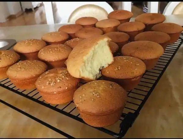 有你而完美ling做的老式无水小蛋糕