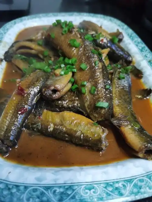 泡面大师做的红烧泥鳅