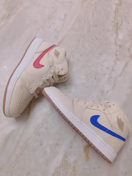 冬天的aj鸳鸯夏天买更香