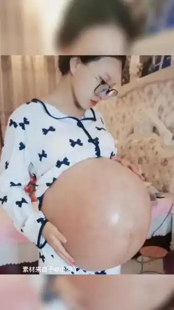 三胞胎孕妇足月大肚子 - 抖音