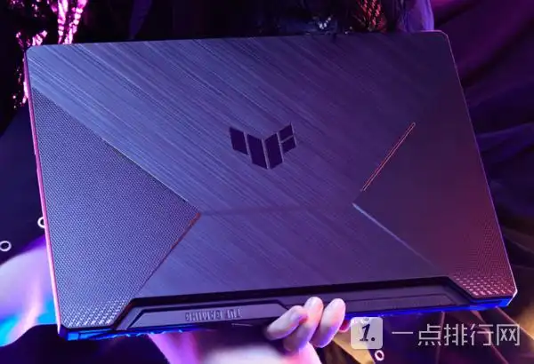 华硕飞行堡垒9优缺点