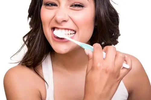 how long should you brush your teeth