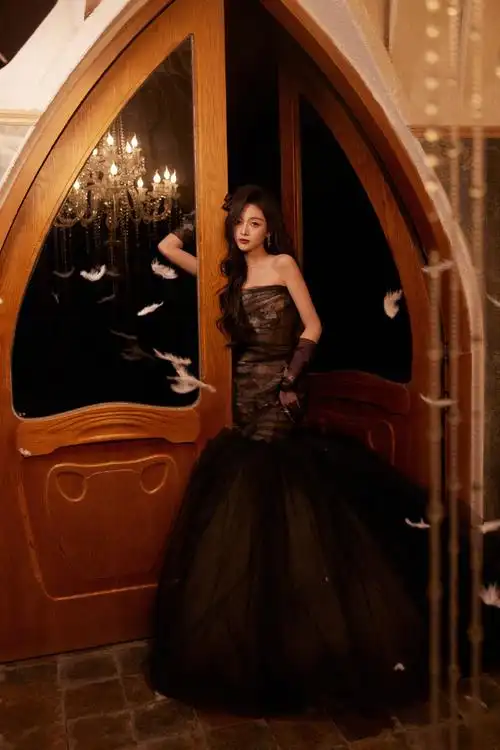 吴宣仪gq造型 这套姐味十足!#gq好多人鱼公主