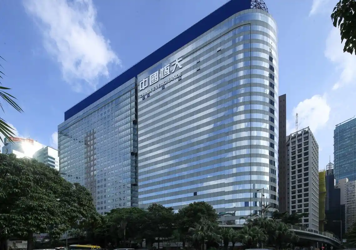 其中深业是恒大地产此前引入的原有战投,而深圳市人才安居集团,广州城