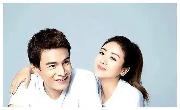 她以一部剧红遍天下再婚先生小6岁今红丈夫事业蒸蒸日上