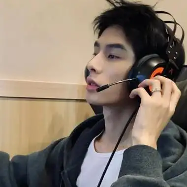 全新很精致的男生魅力头像合集多风格高冷的帅气男生头像