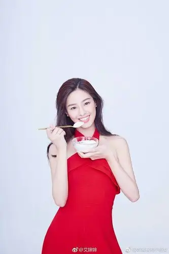 《非你莫属》这个美女老板什么水平?(多图)