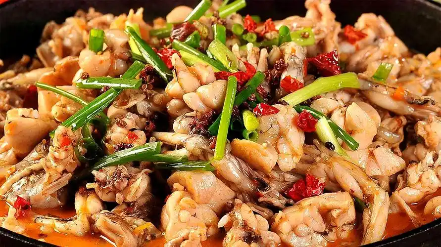 经典川菜"干锅牛蛙"秘制做法,麻辣鲜香越吃越想吃,停不下筷子