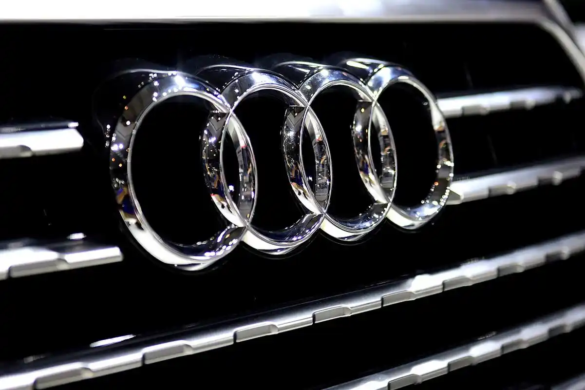 你不知道的奥迪车标的含义 奥迪车标是一种很具有标志性的设计,包含了