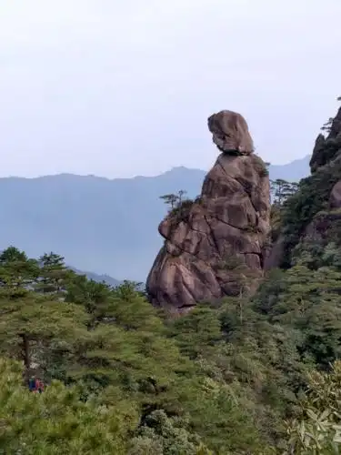 三清山峻山奇石