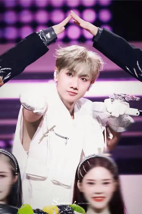 汪苏泷武汉演唱会##汪苏泷实体专辑是娃娃机