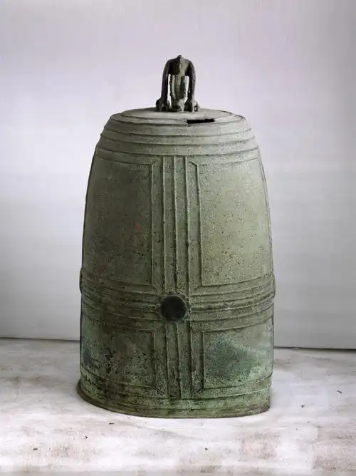 五代十国"崇福寺"钟