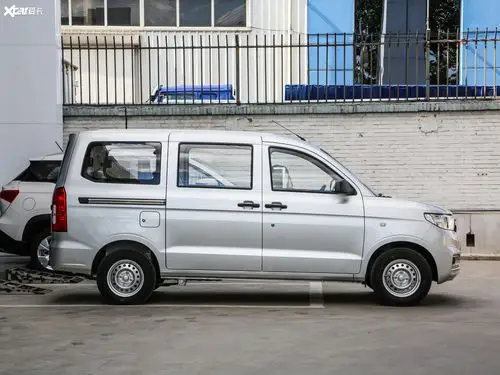 【2020款五菱宏光v1.