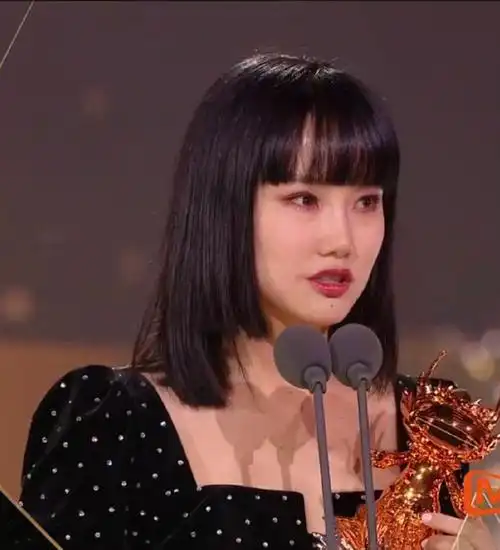 第一季《浪姐》七位姐姐成团,两位已经翻车,剩下五