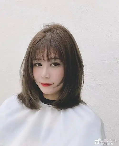 2020年超级流行的高层次感中发,看起来越立体越美,越有层次感的发型