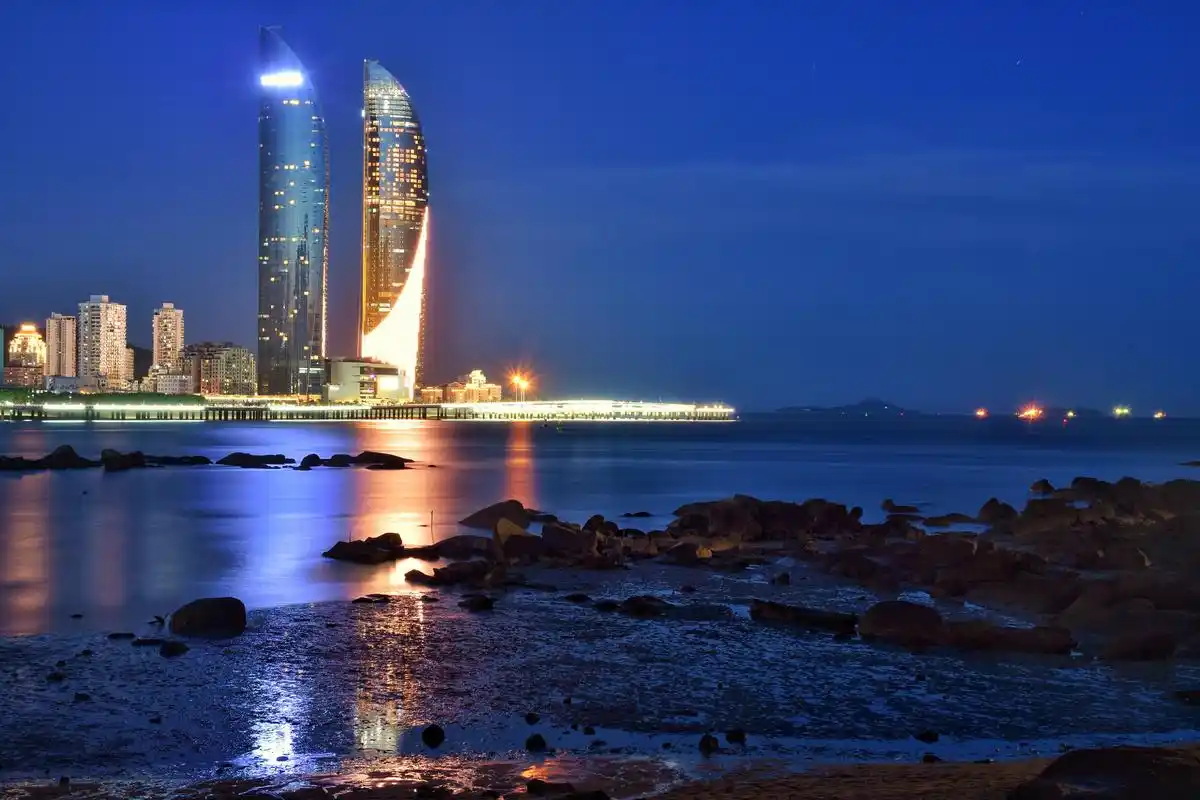 福建斥资五十亿打造新地标,造型独特美观,当地人却不开心了!