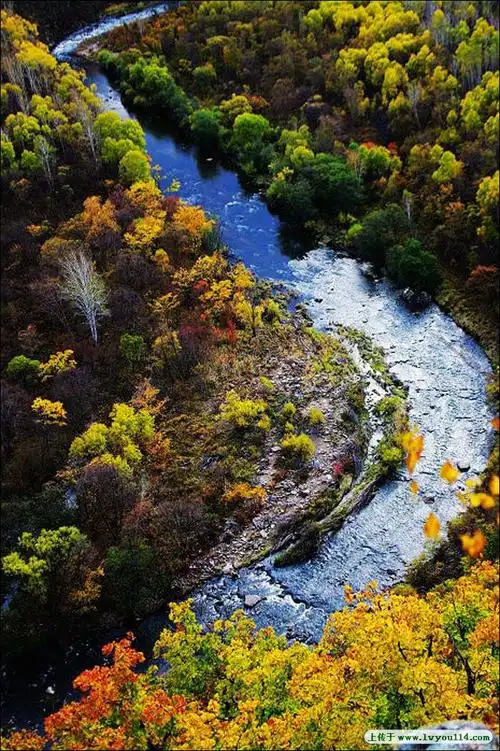 黑河旅游网 黑河旅游景点 锦河大峡谷 > 锦河大峡谷旅游景点图片