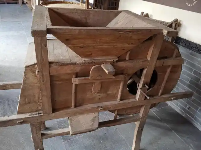 曾经农业生产靠这些环保工具,你认识几样