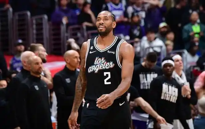 乔治31分伦纳德22 6,哈登15 5 10,曼恩砍下20分,快船_