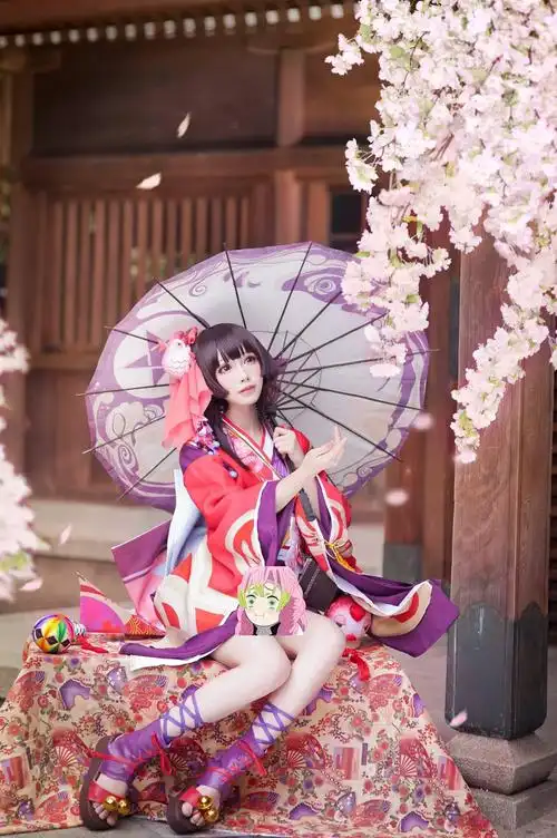 《阴阳师》神乐cos:铃铛鞋超可爱的!_手机搜狐网