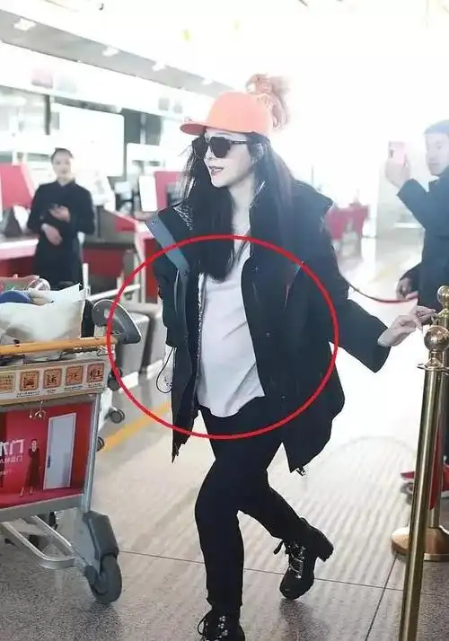 热巴如今吃胖了,身材壮实脸变"宽屏|热巴|迪丽热巴|宽屏_新浪新闻