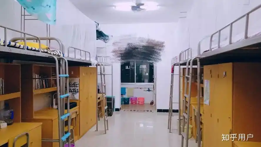 湘潭大学宿舍条件怎样?最好带图片谢谢? - 知乎